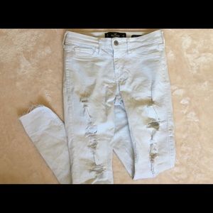 White Hollister pants